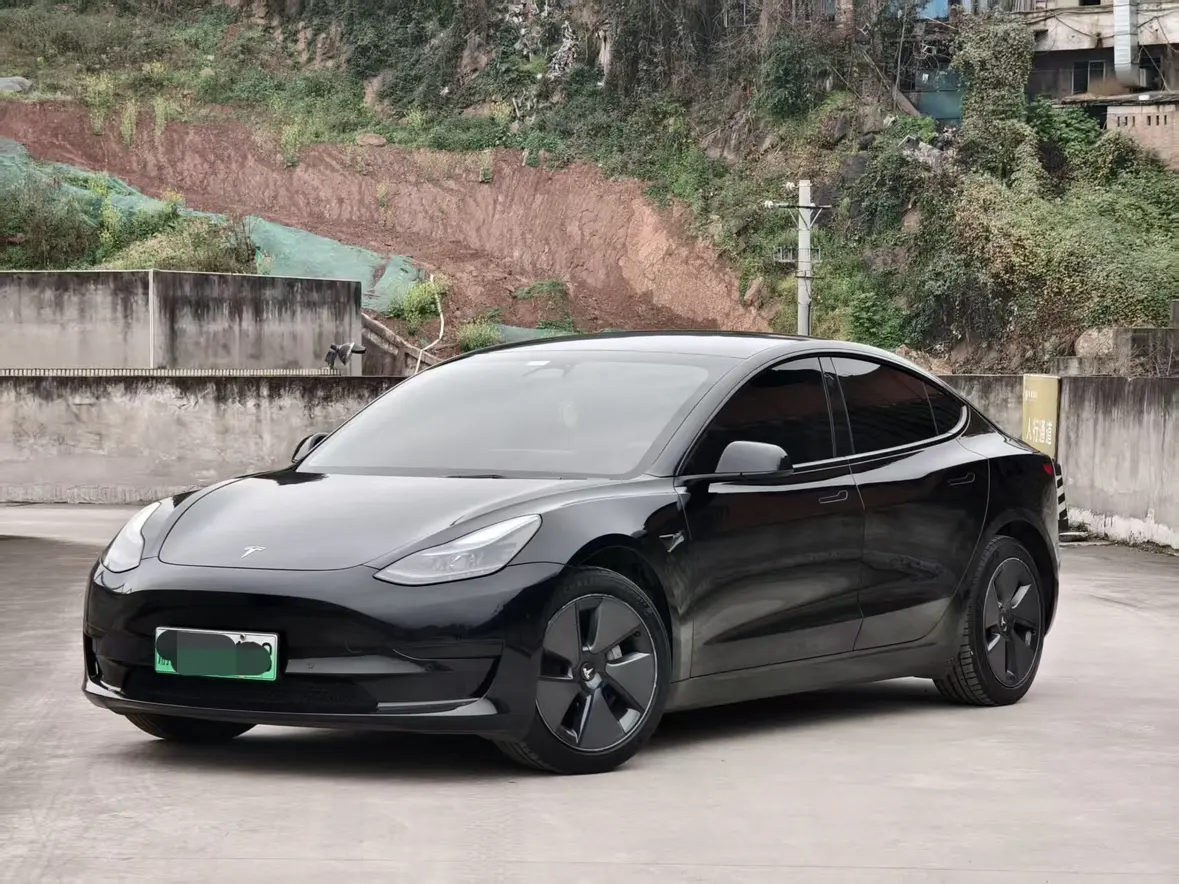 Tesla Model 3  из Китая
