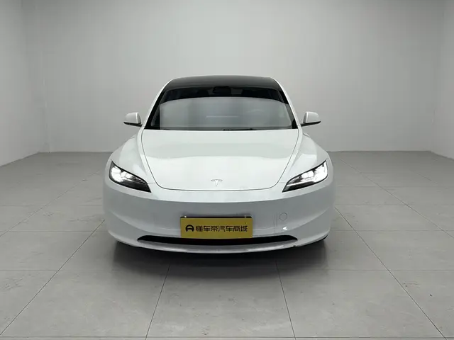 Tesla Model 3  из Китая