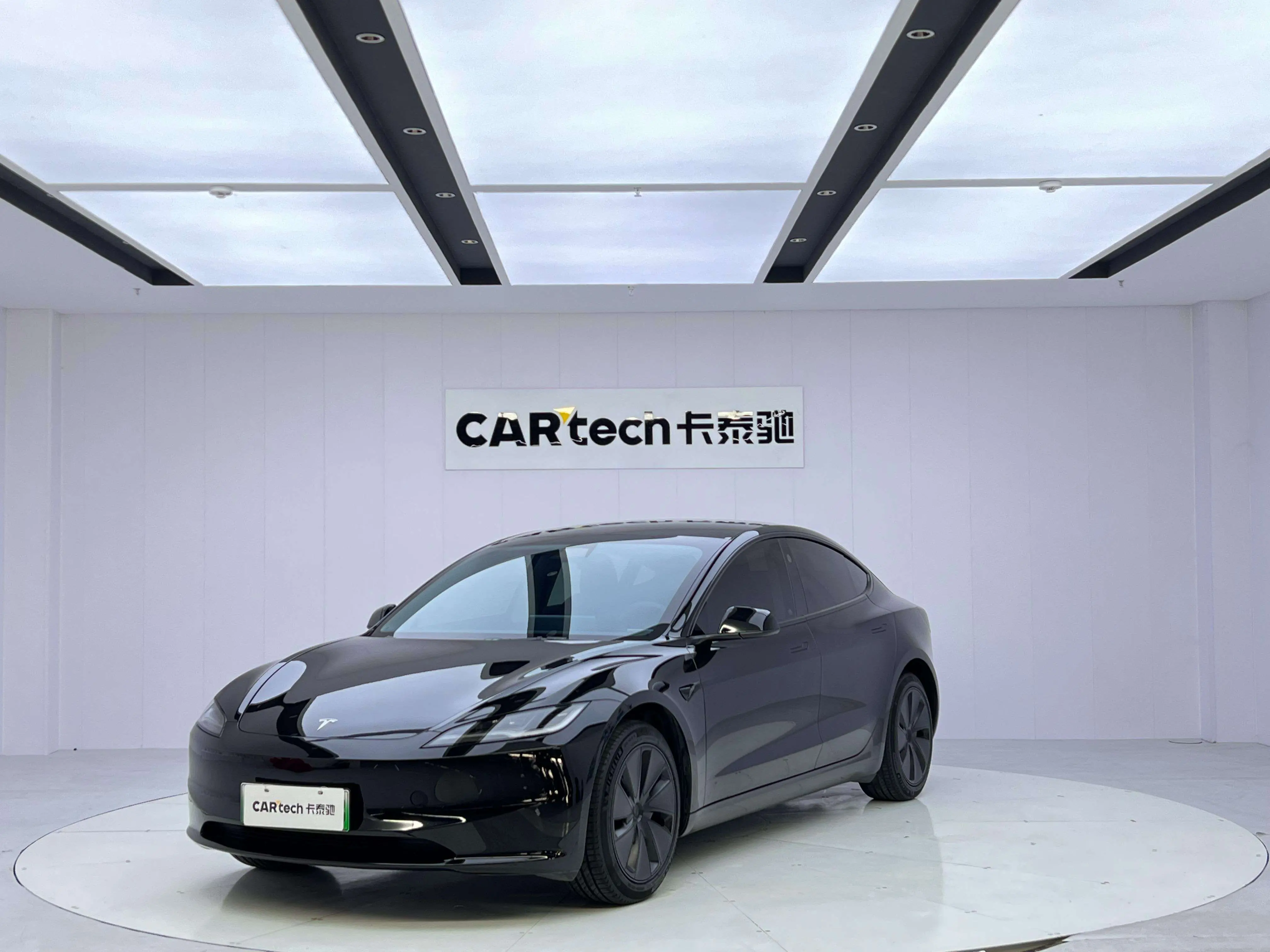 Tesla Model 3  из Китая