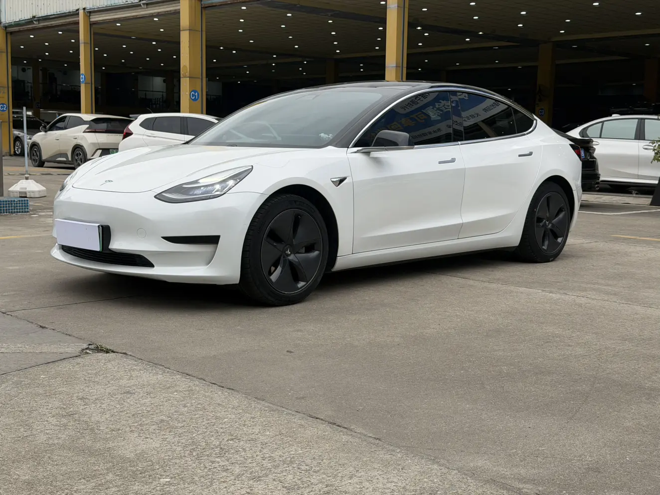 Tesla Model 3  из Китая