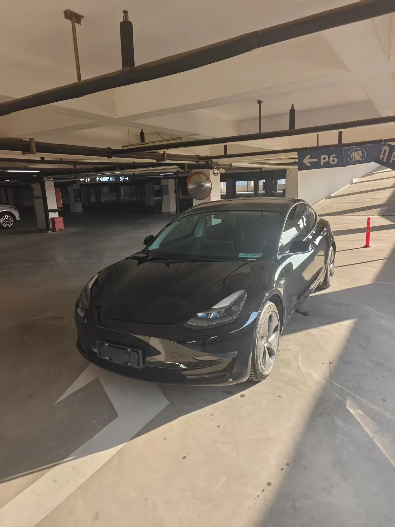 Tesla Model 3  из Китая