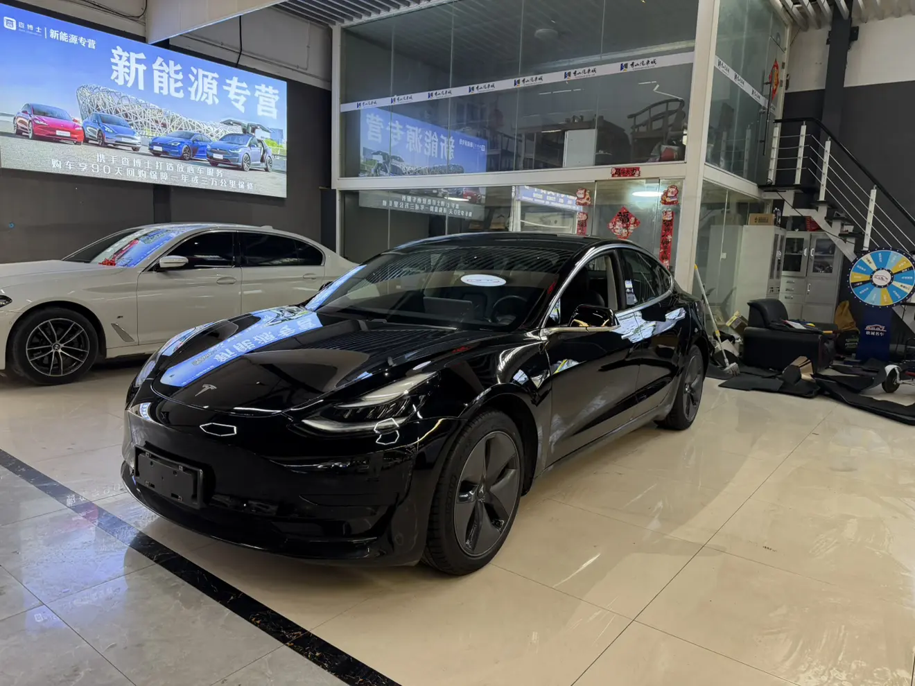 Tesla Model 3  из Китая