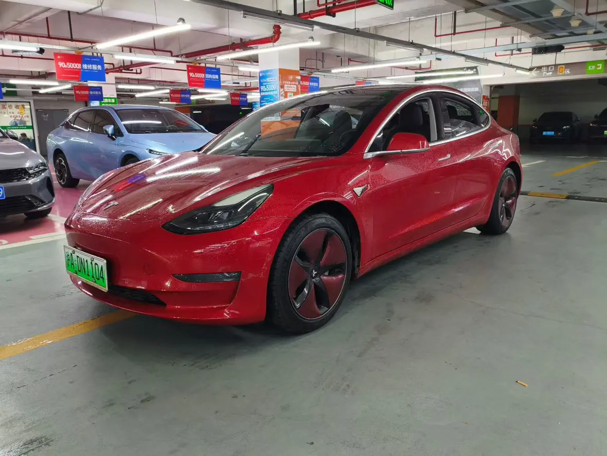 Tesla Model 3  из Китая