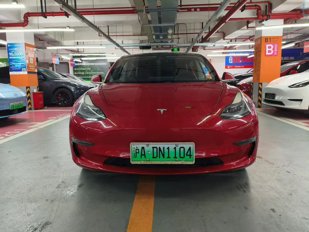 Tesla Model 3  из Китая