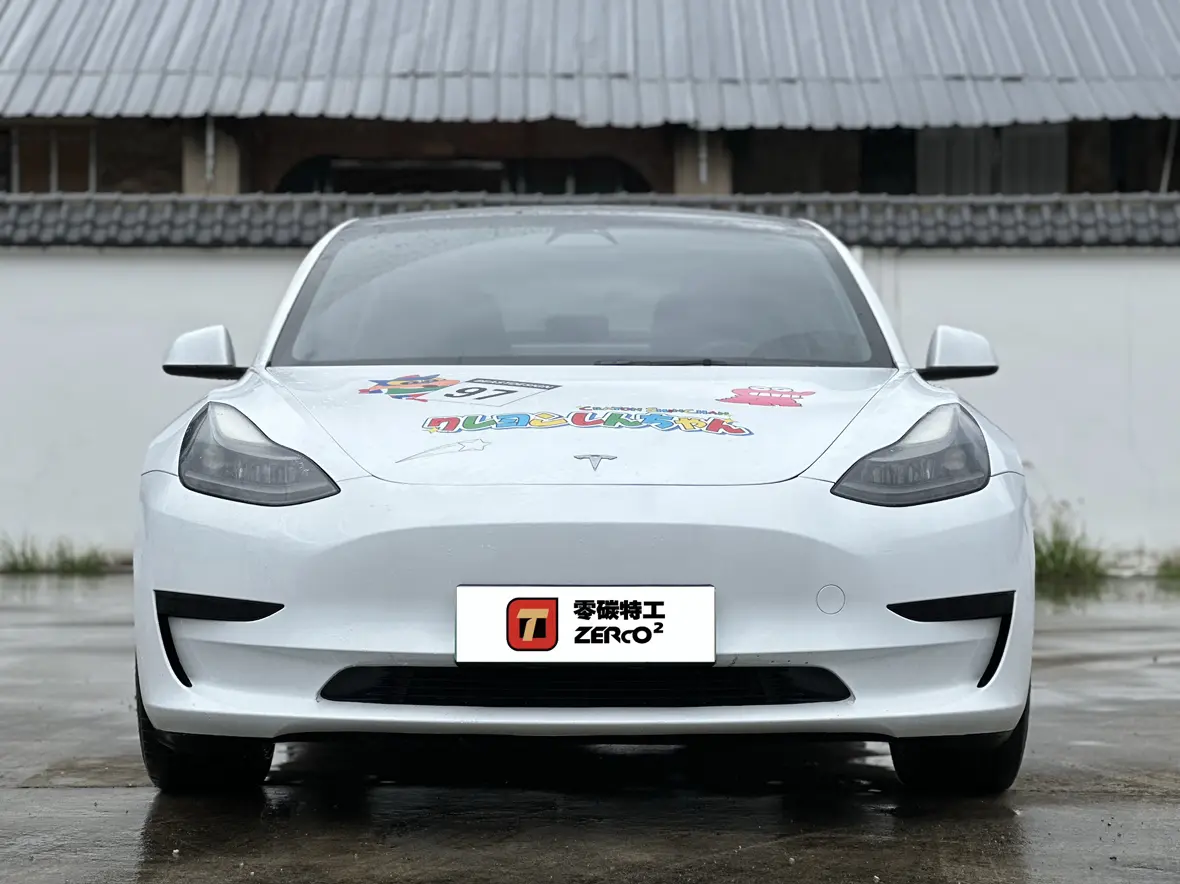 Tesla Model 3  из Китая