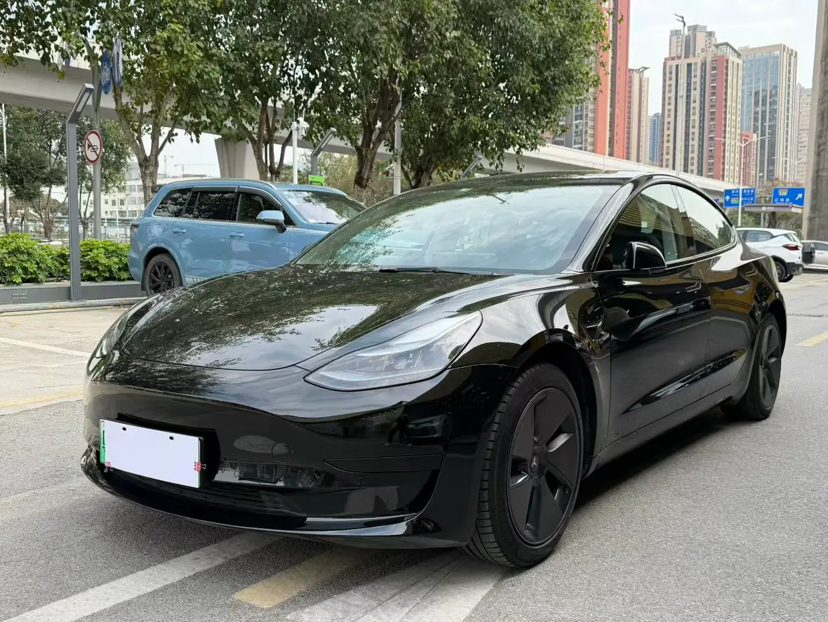 Tesla Model 3  из Китая