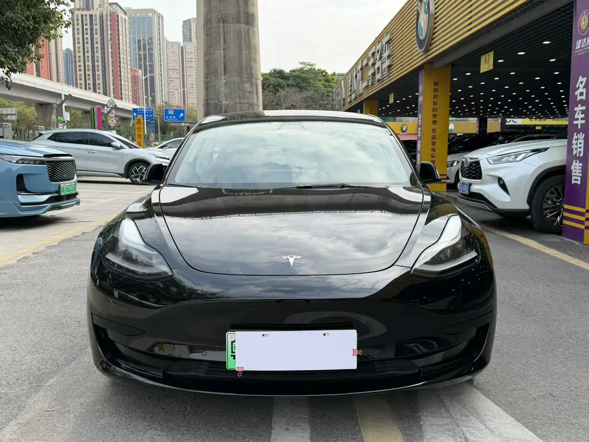 Tesla Model 3  из Китая
