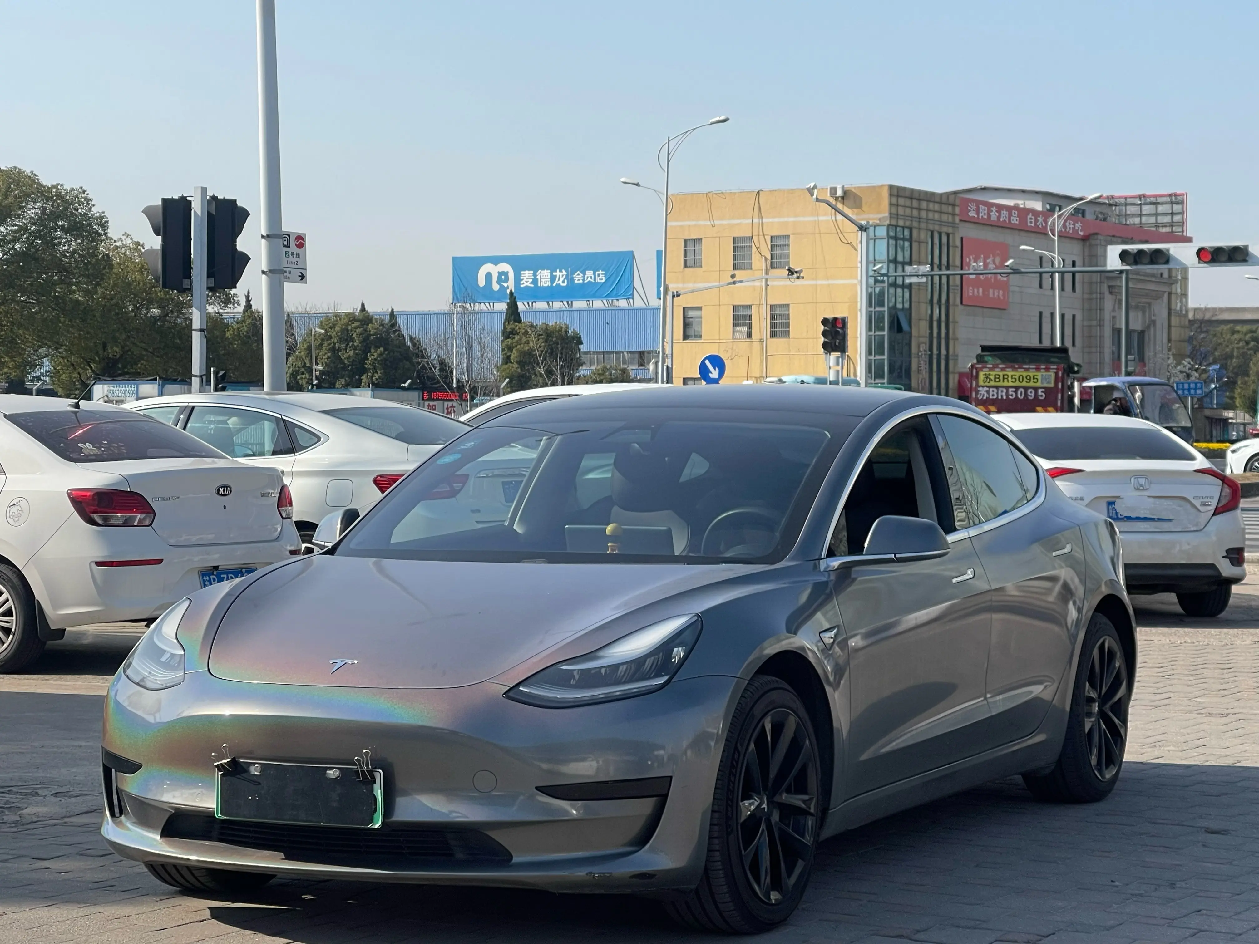 Tesla Model 3  из Китая