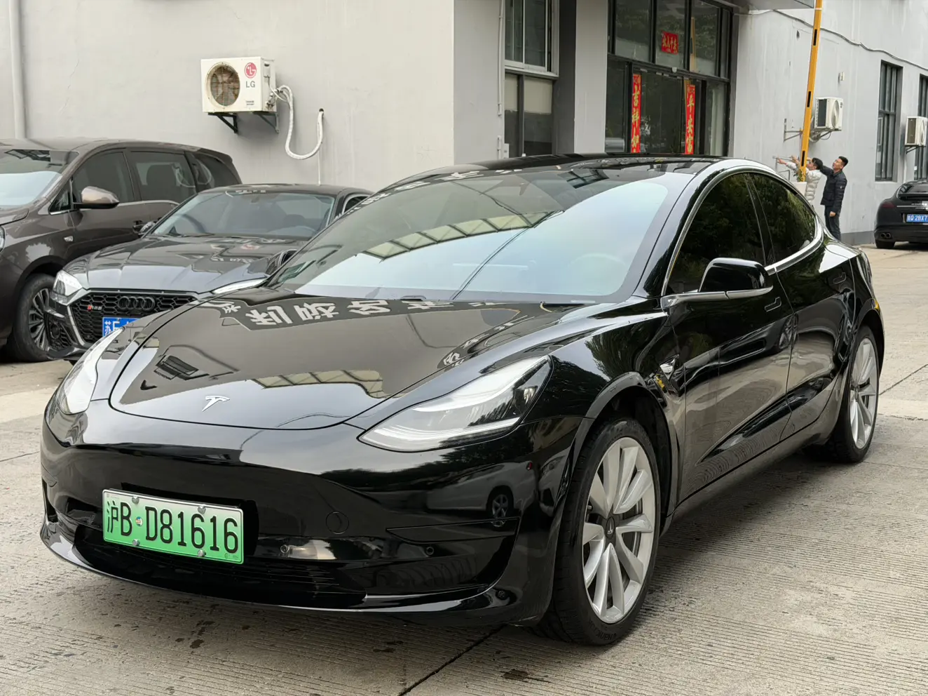 Tesla Model 3  из Китая