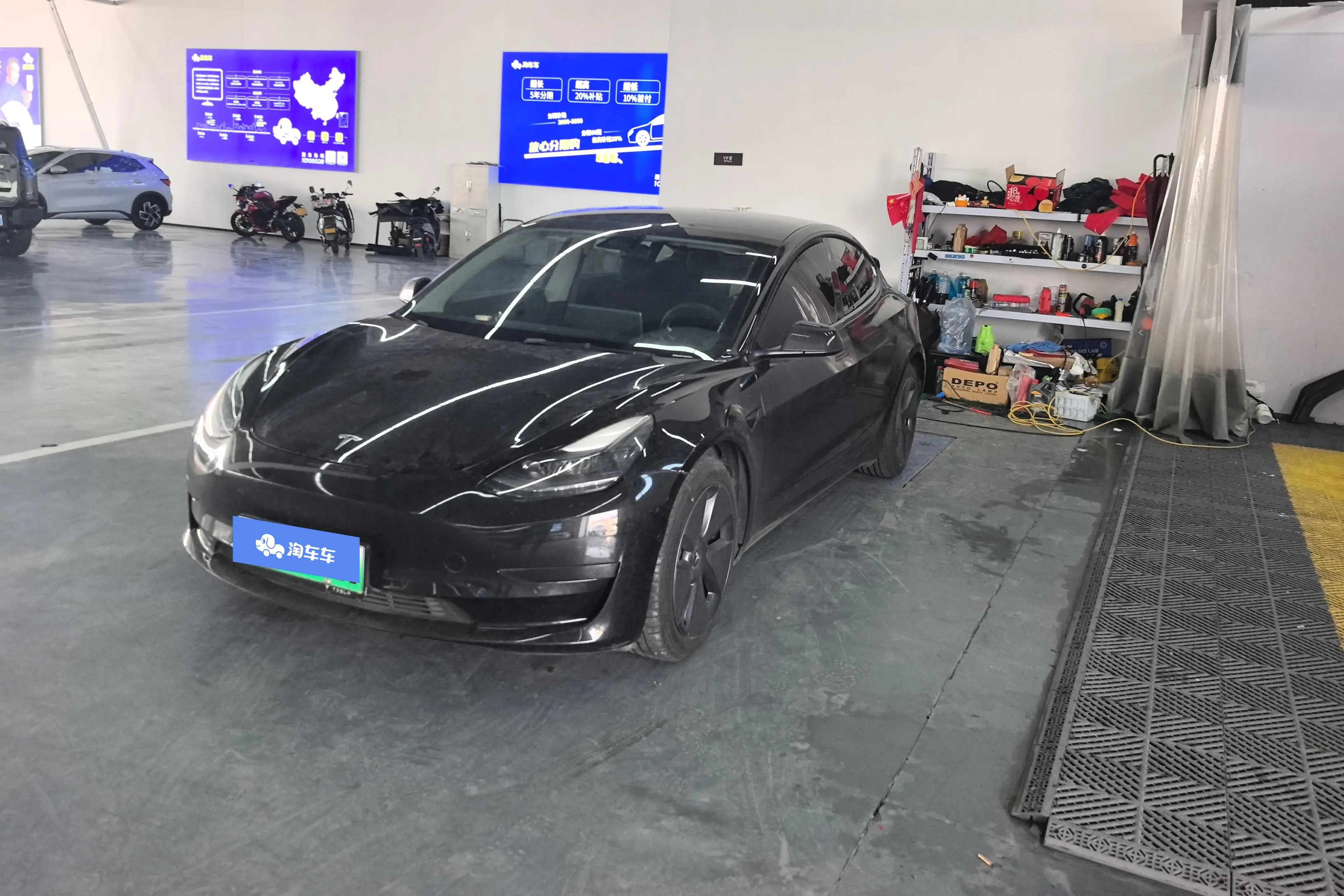 Tesla Model 3  из Китая