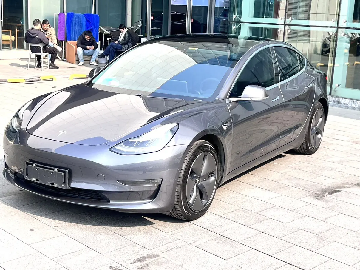 Tesla Model 3  из Китая