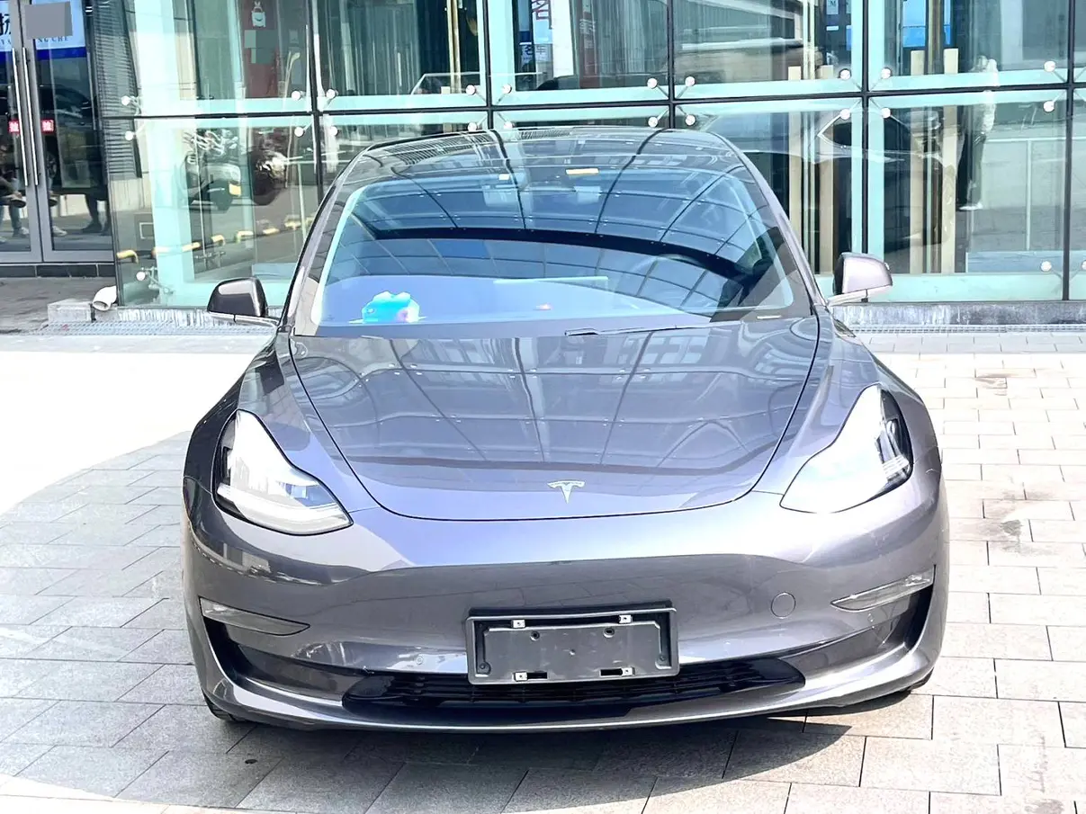 Tesla Model 3  из Китая