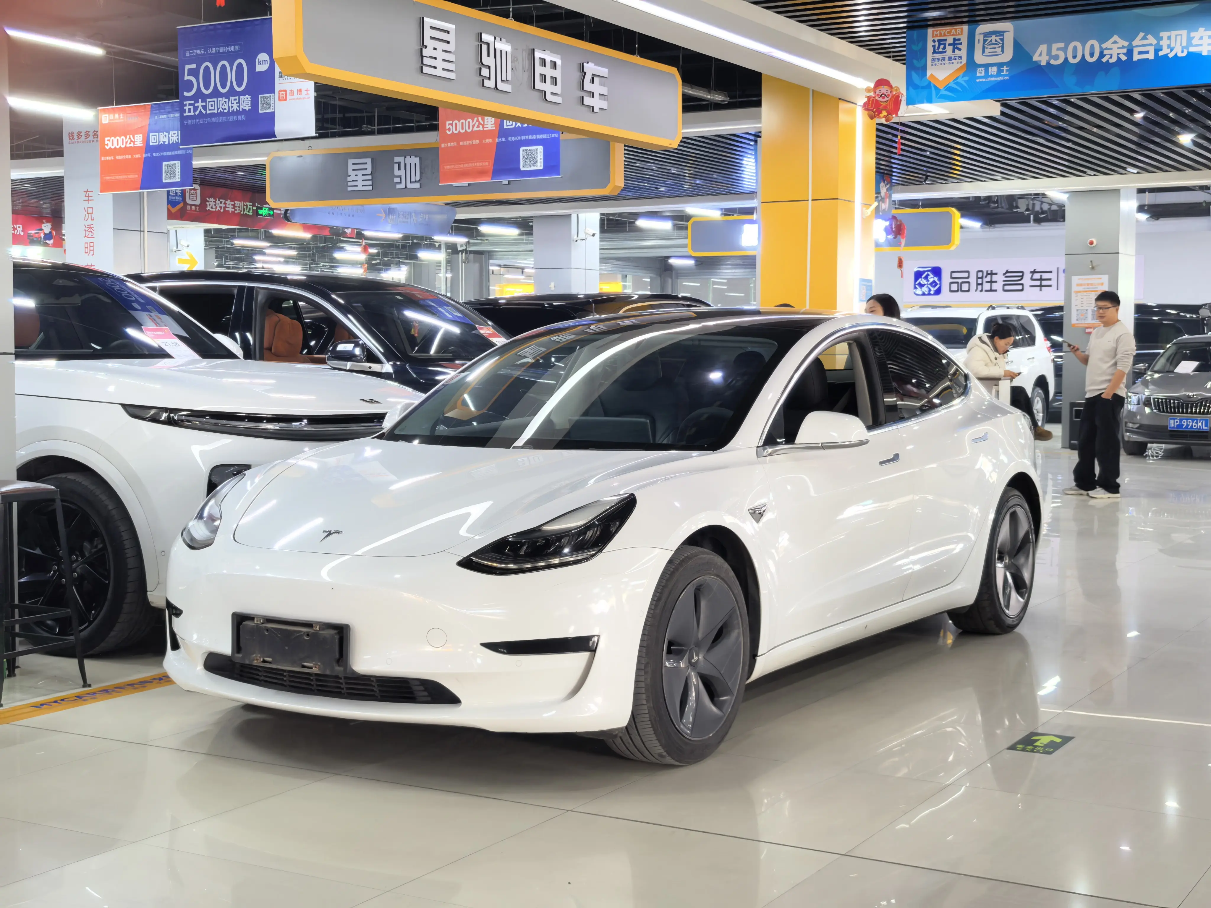 Tesla Model 3  из Китая