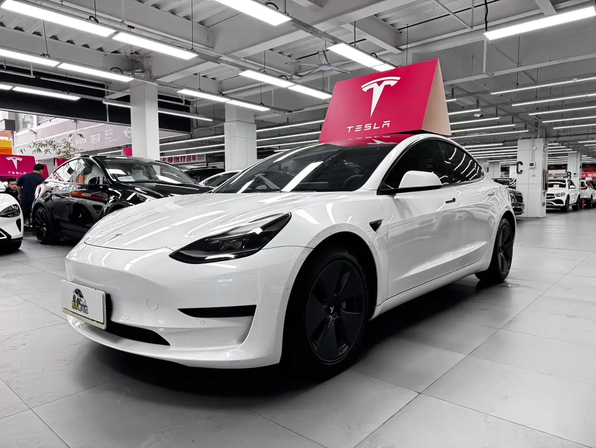 Tesla Model 3  из Китая