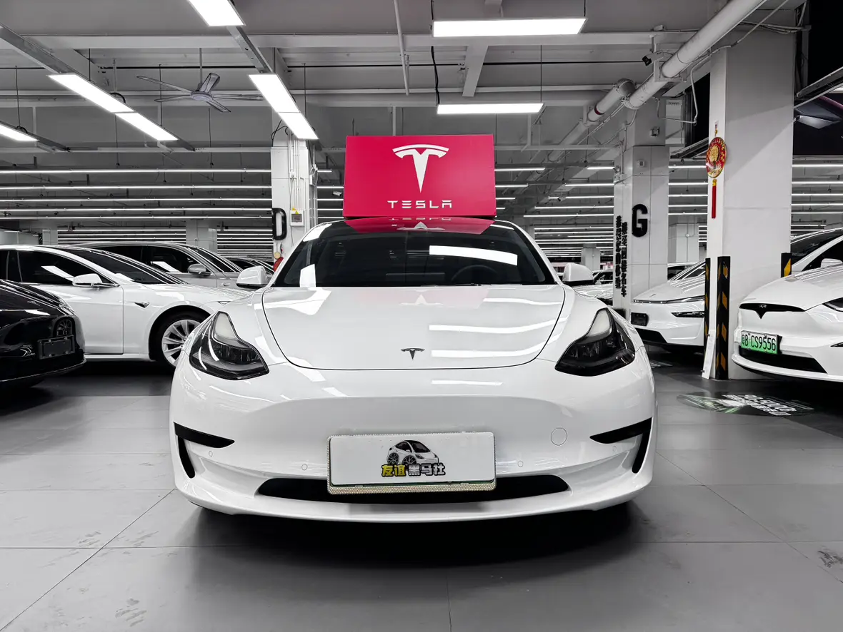Tesla Model 3  из Китая