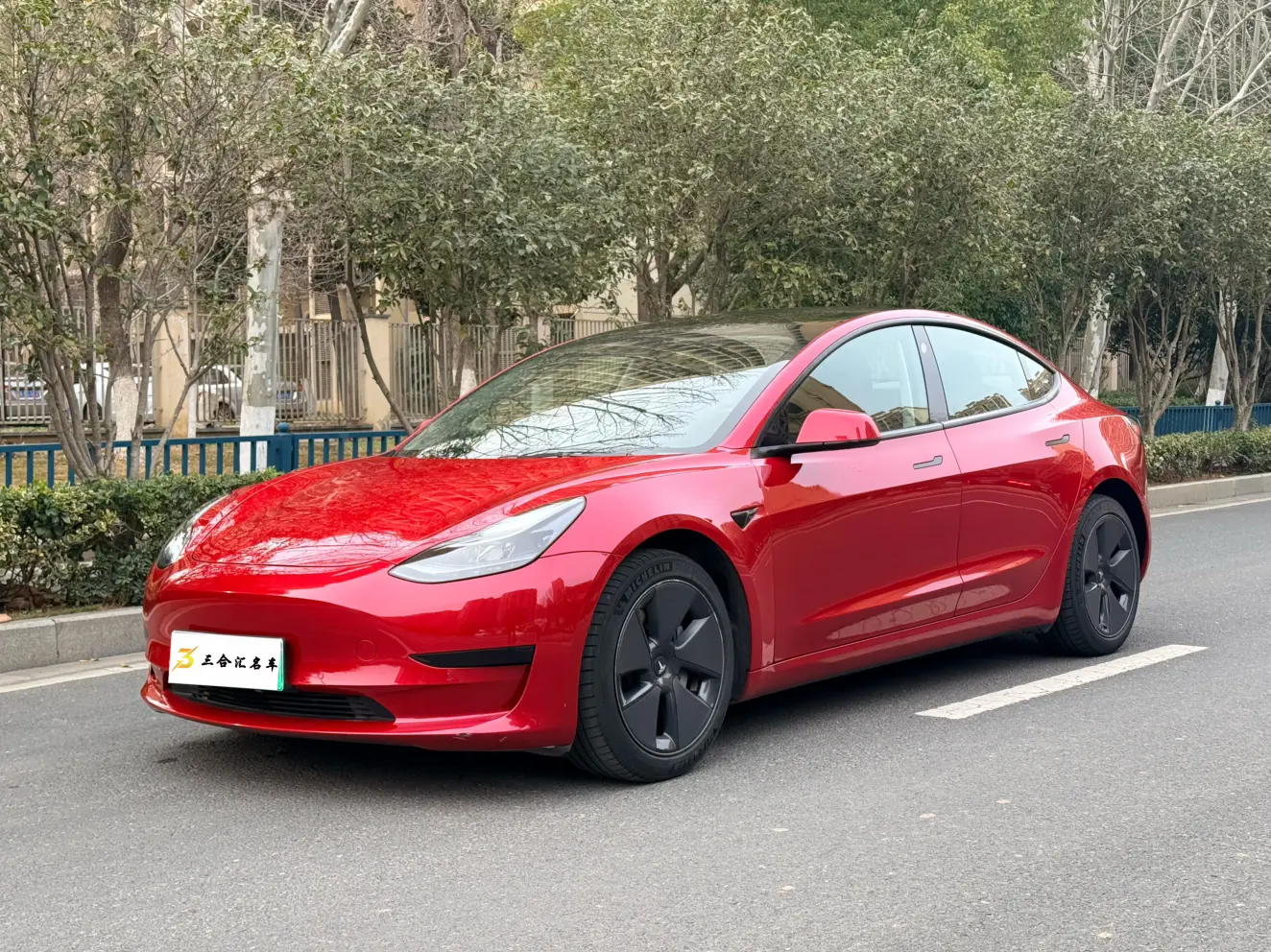 Tesla Model 3  из Китая
