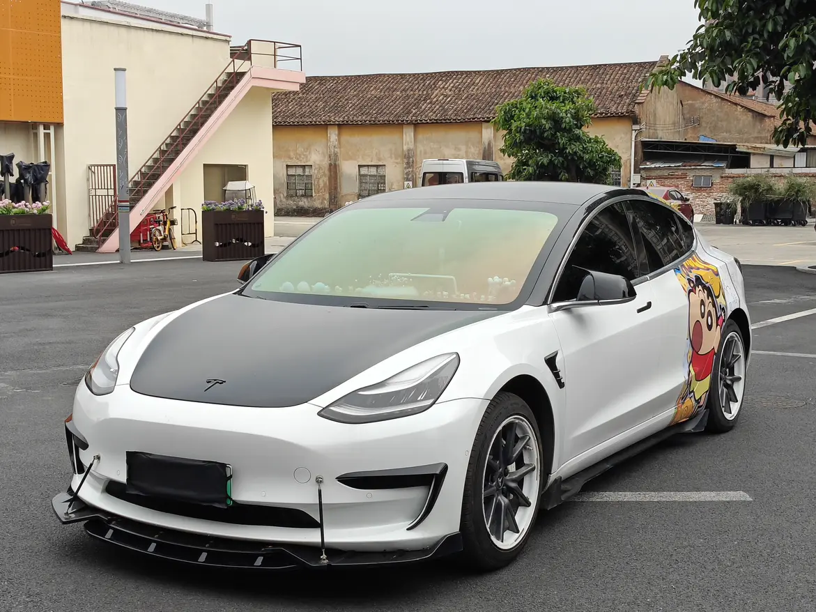 Tesla Model 3  из Китая