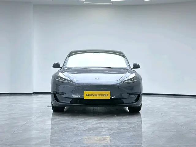 Tesla Model 3  из Китая