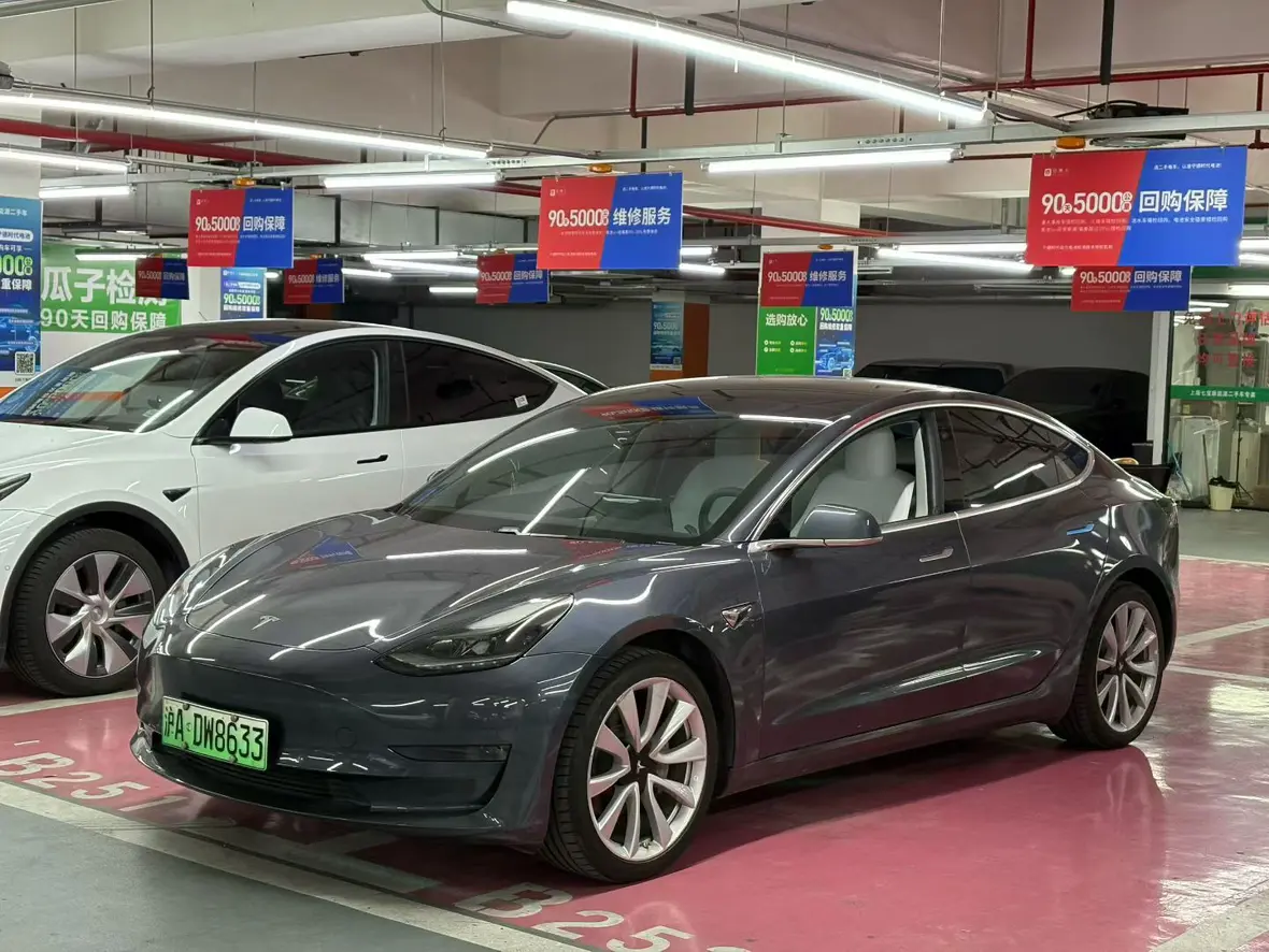 Tesla Model 3  из Китая