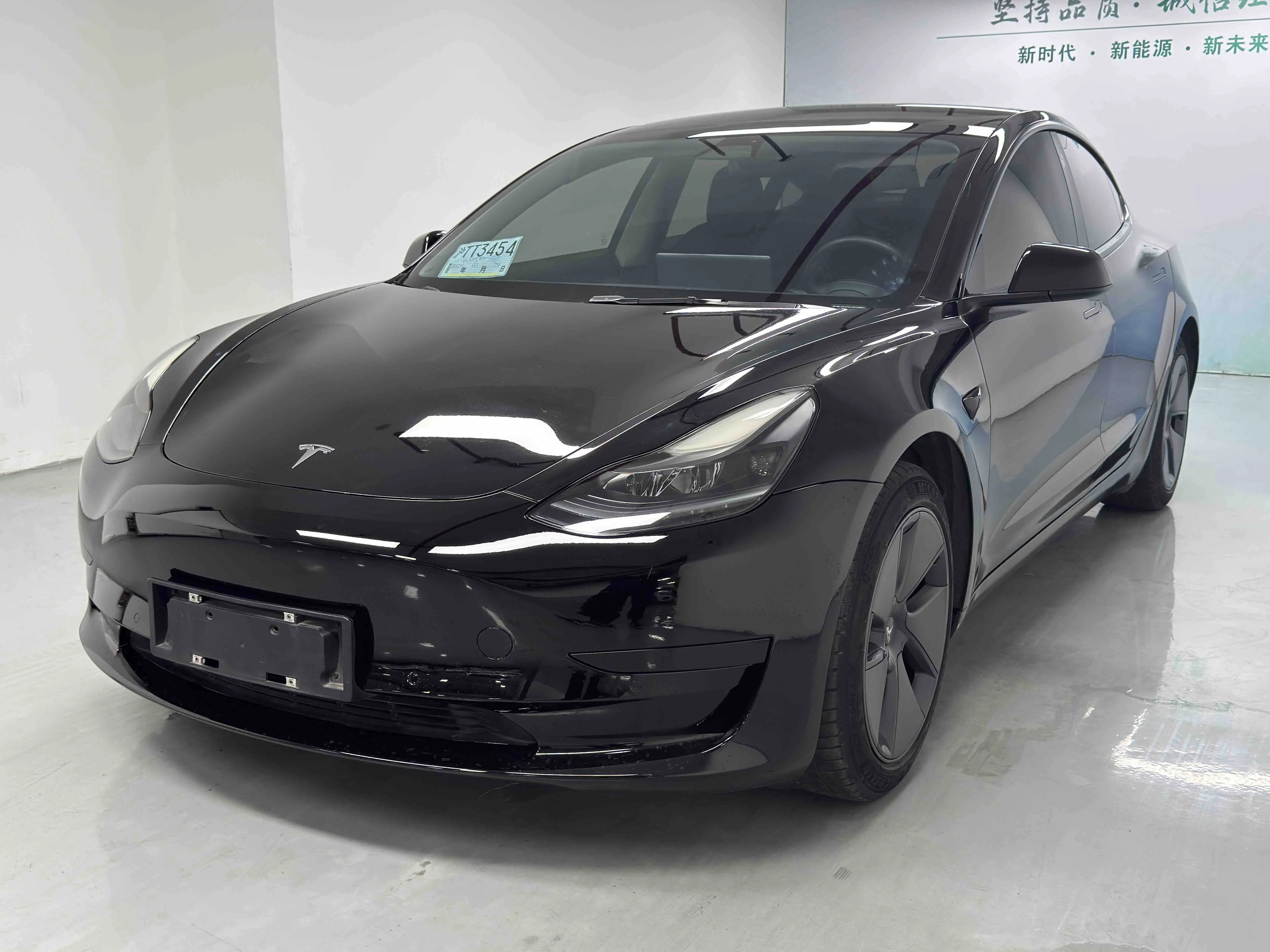 Tesla Model 3  из Китая
