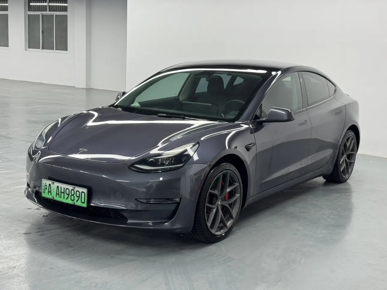 Tesla Model 3  из Китая