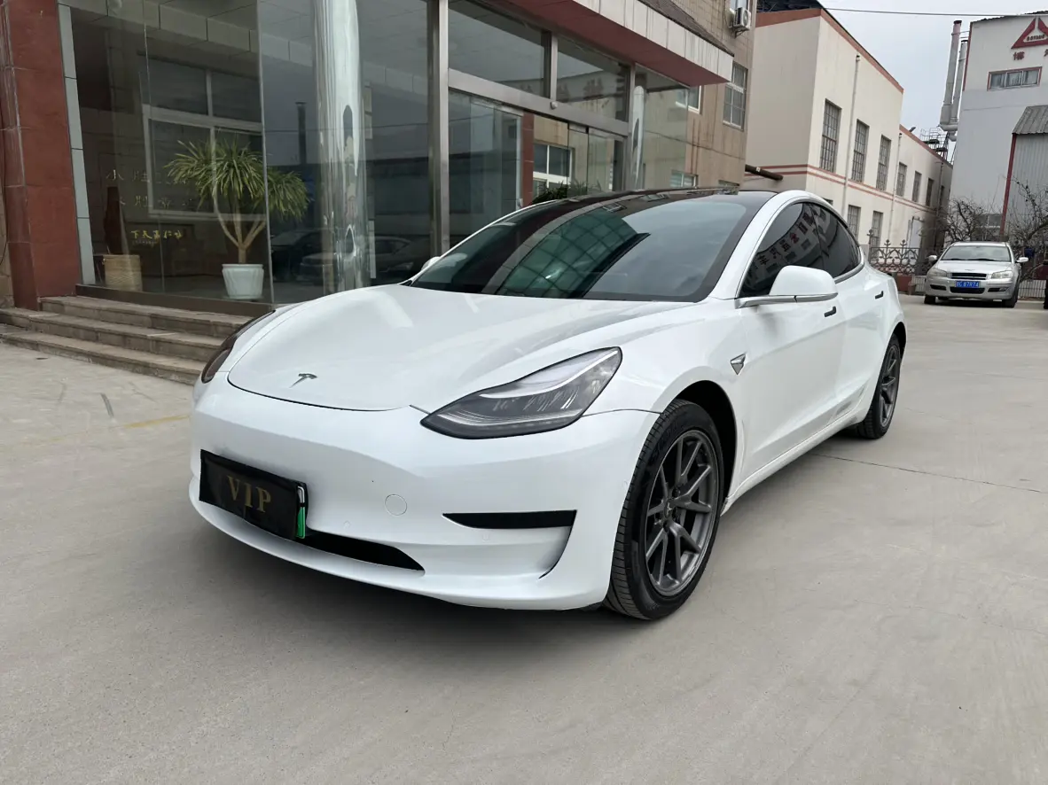 Tesla Model 3  из Китая