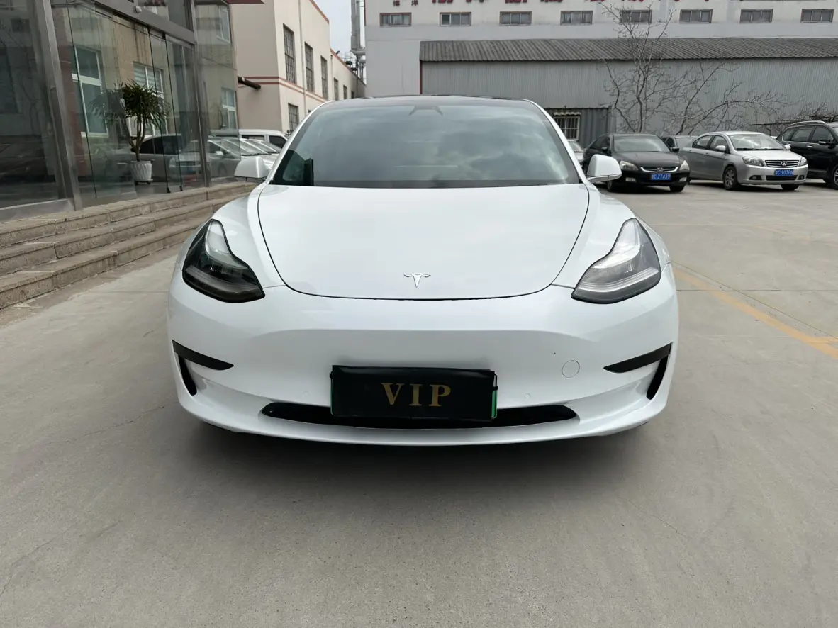 Tesla Model 3  из Китая