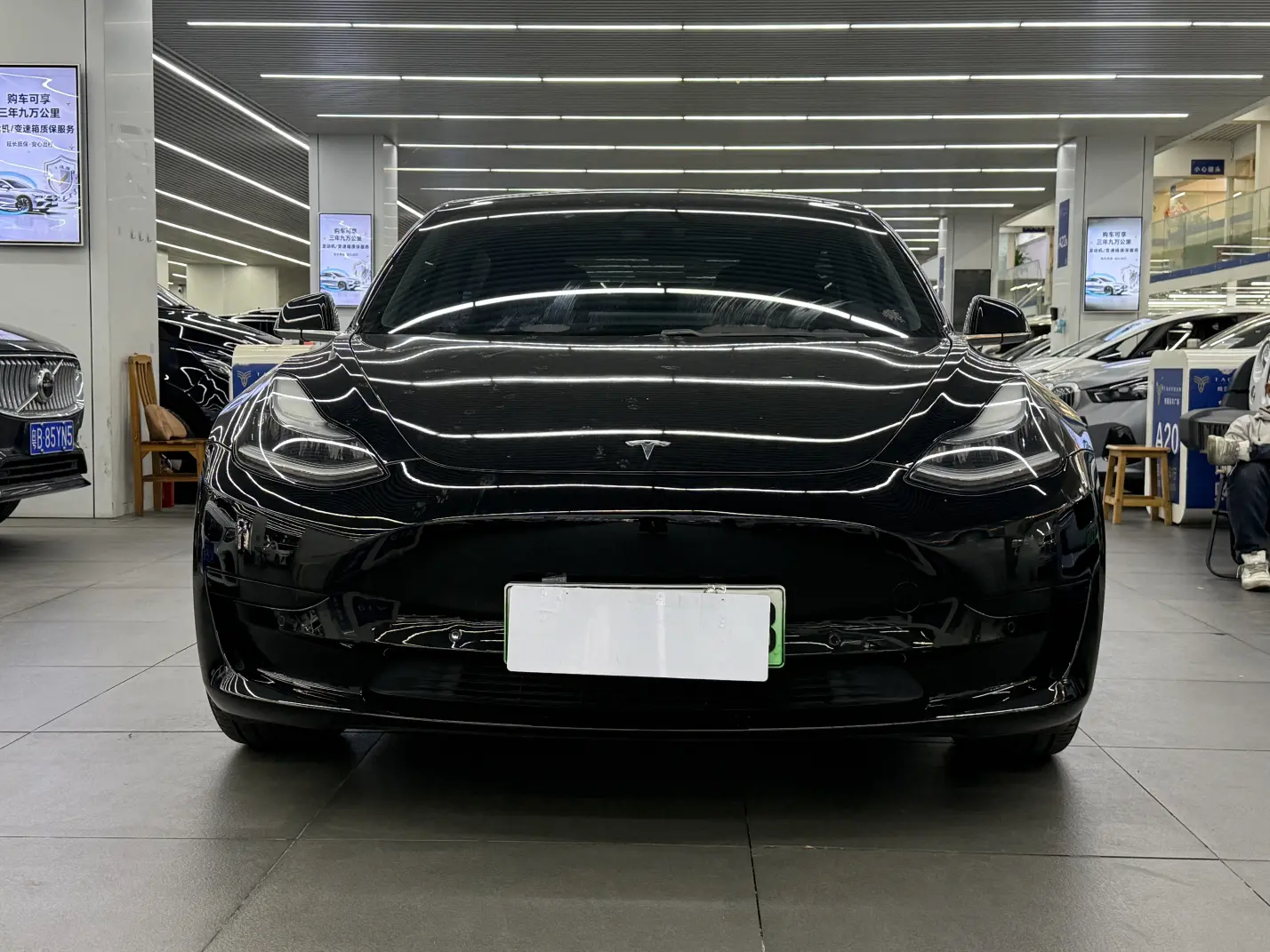 Tesla Model 3  из Китая