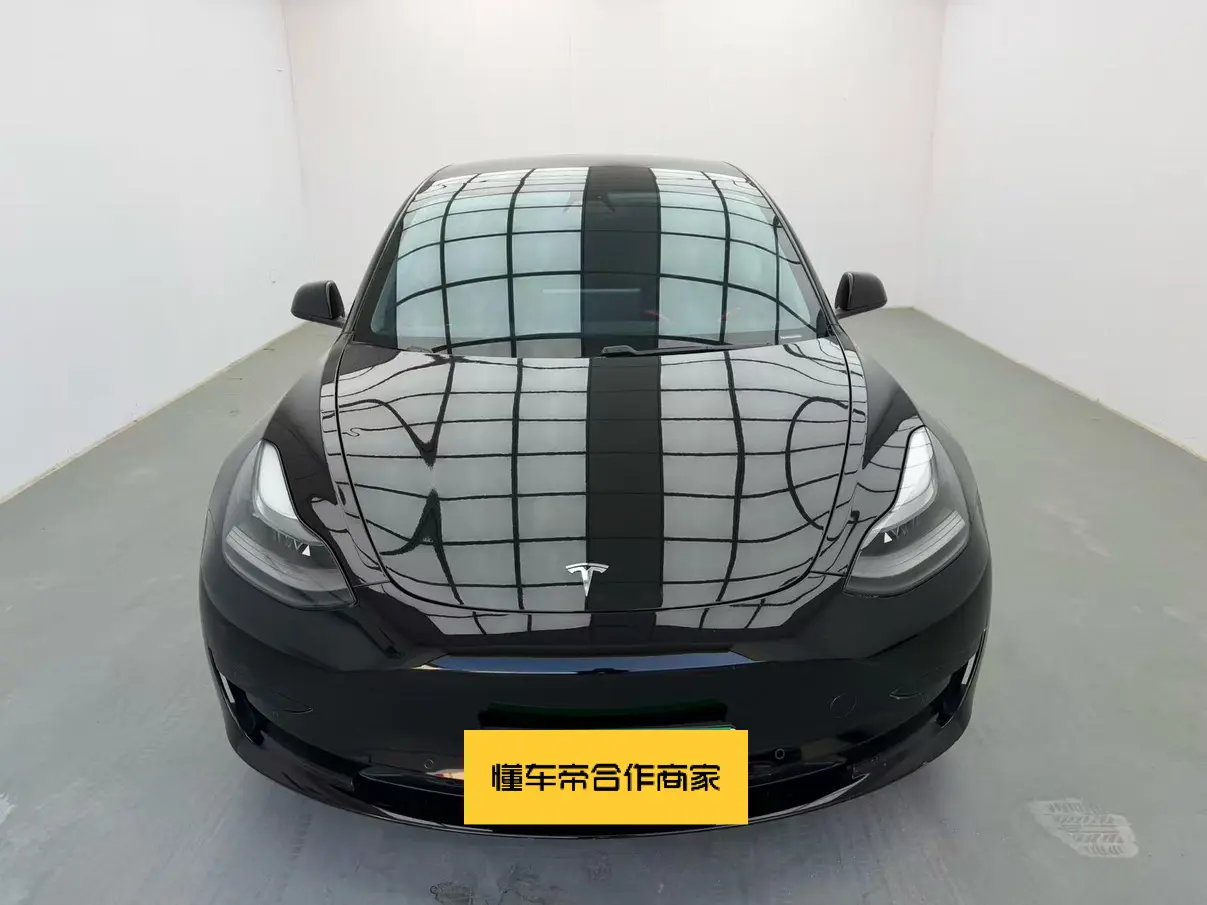 Tesla Model 3  из Китая