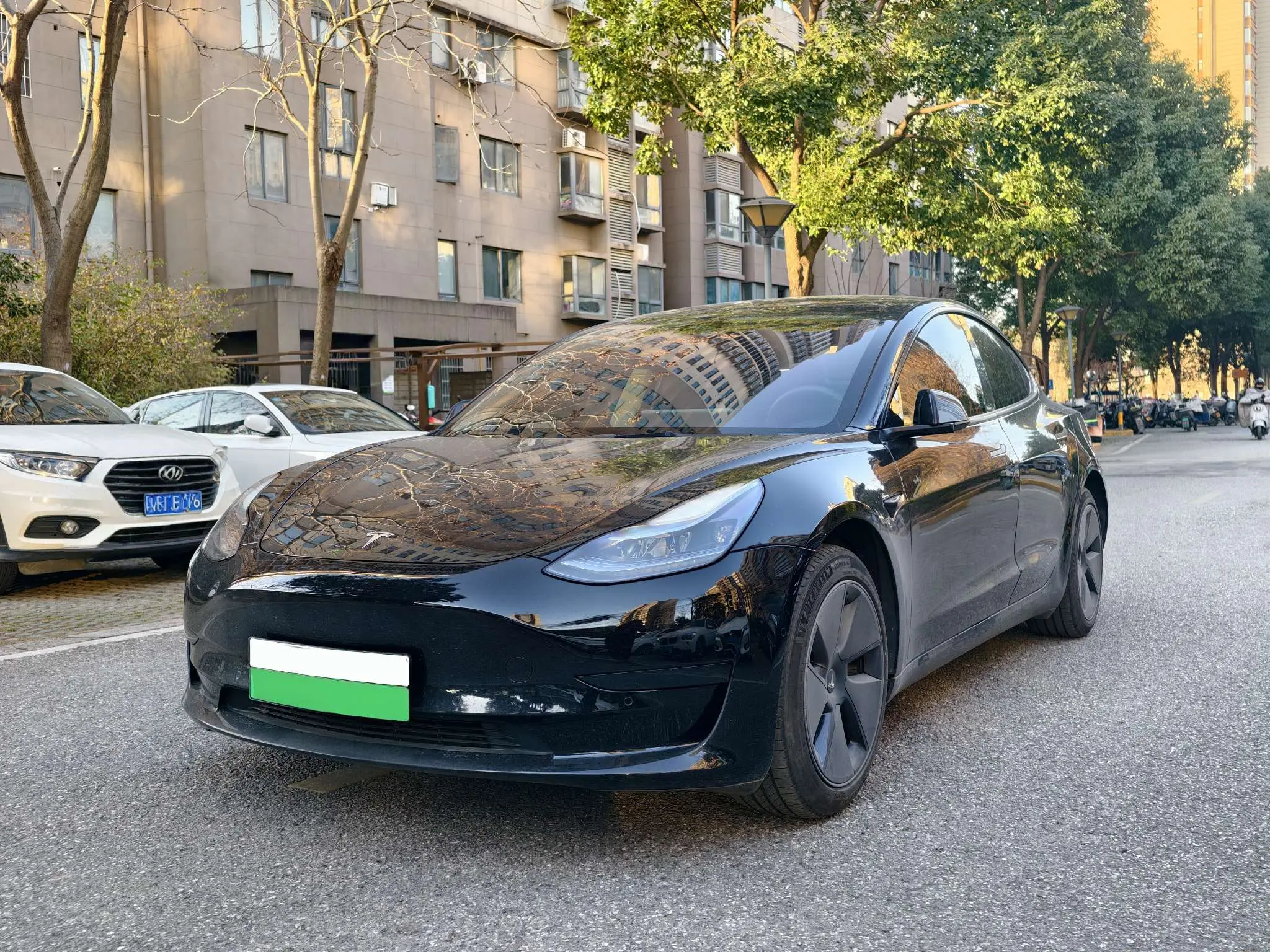 Tesla Model 3  из Китая