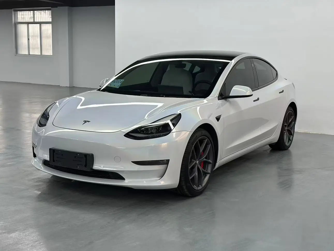 Tesla Model 3  из Китая