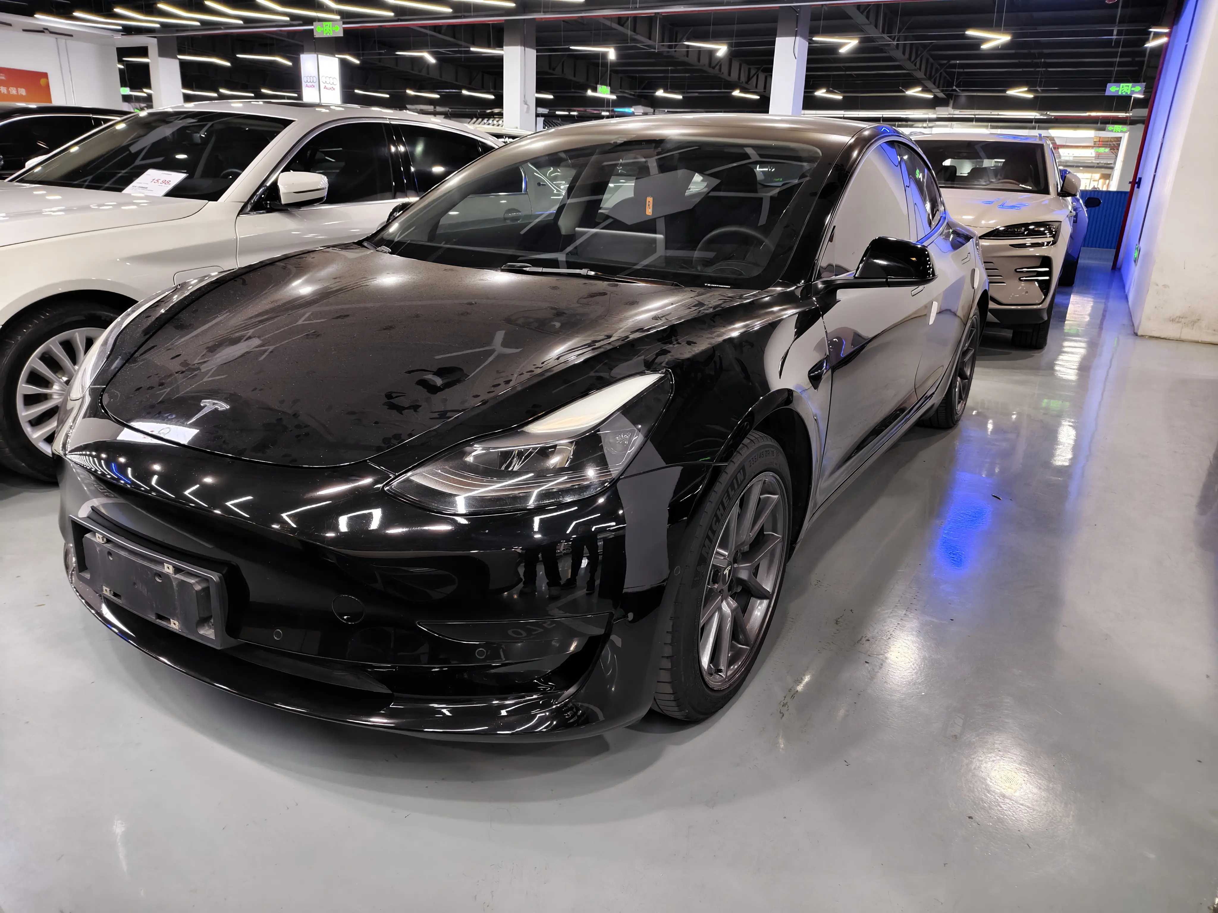 Tesla Model 3  из Китая