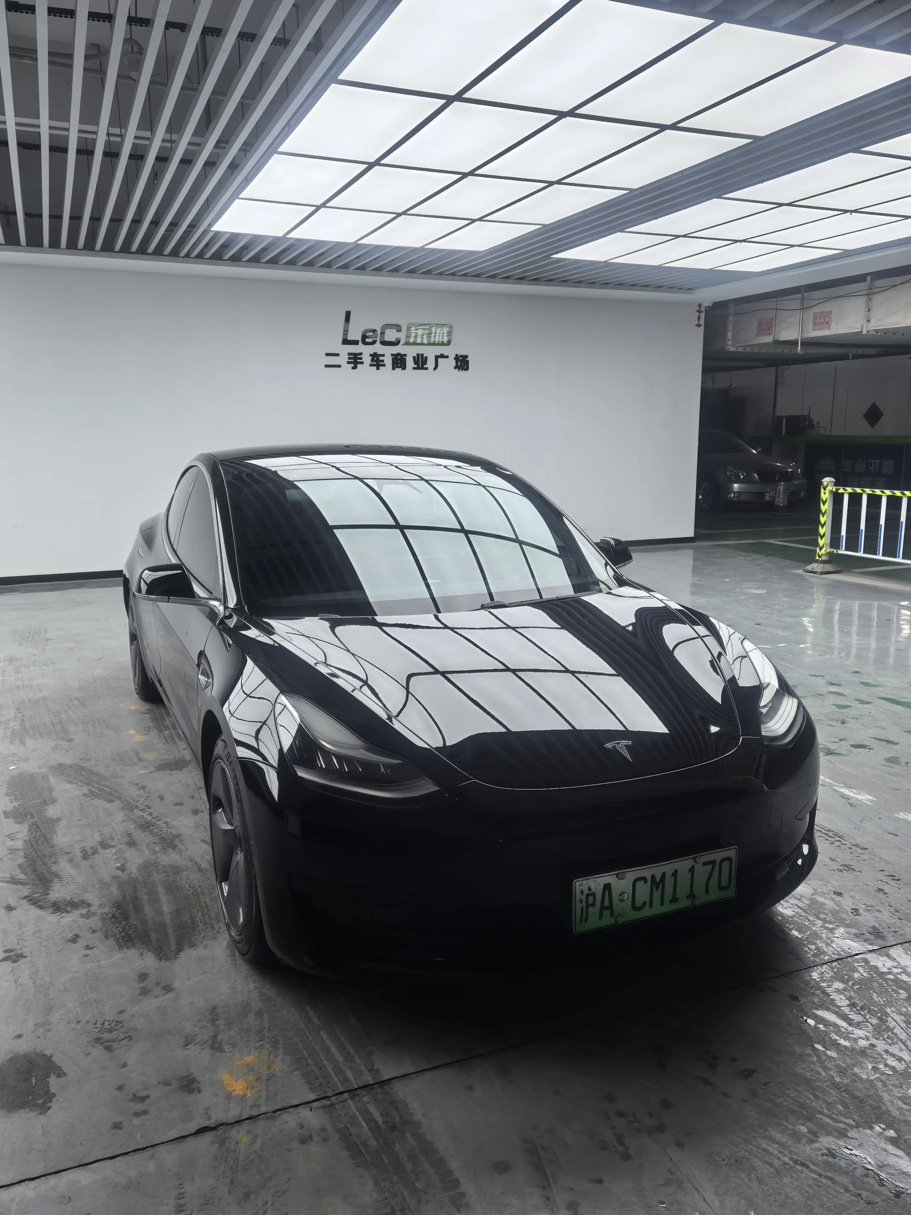 Tesla Model 3  из Китая