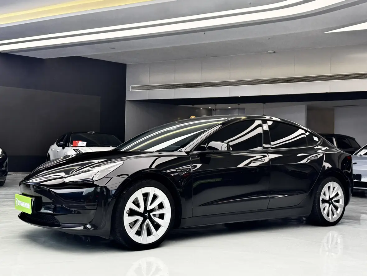 Tesla Model 3  из Китая