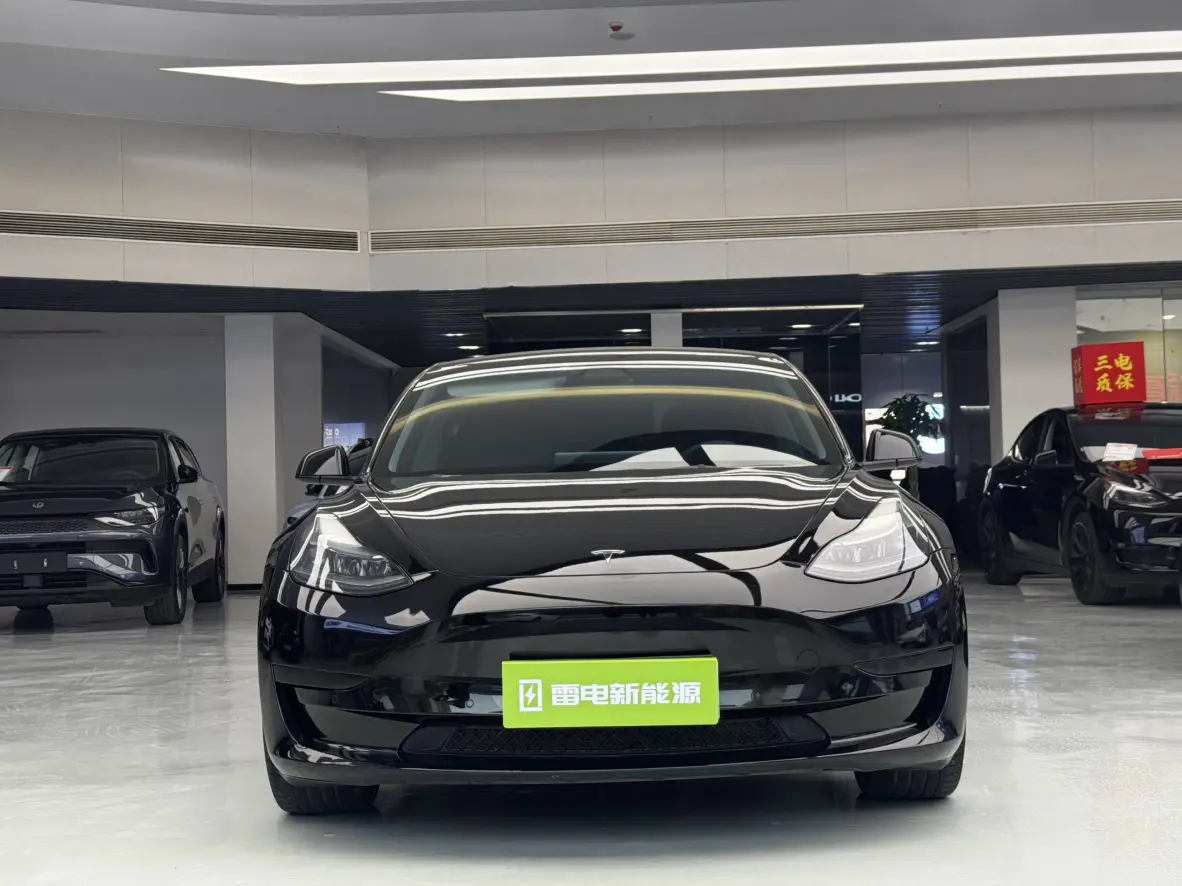 Tesla Model 3  из Китая