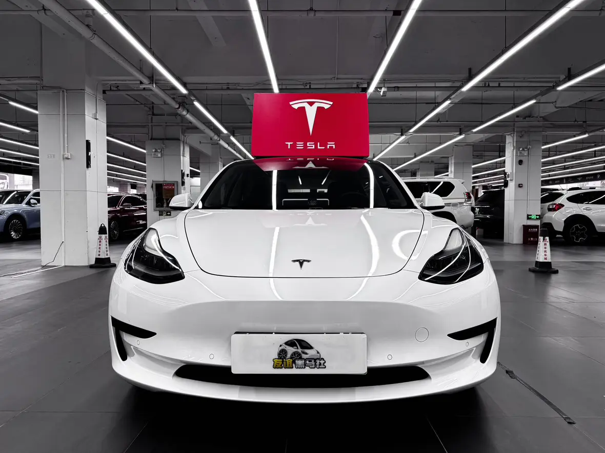 Tesla Model 3  из Китая