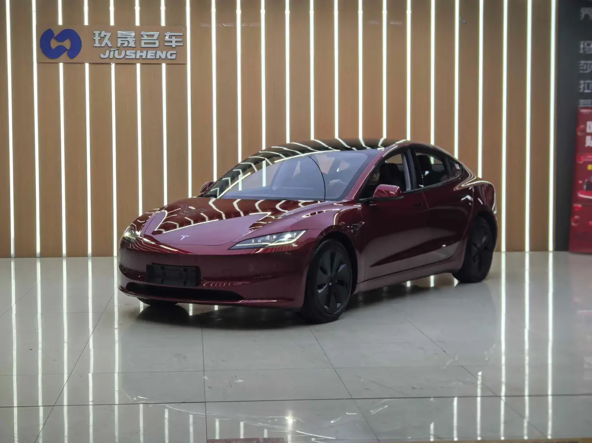 Tesla Model 3  из Китая