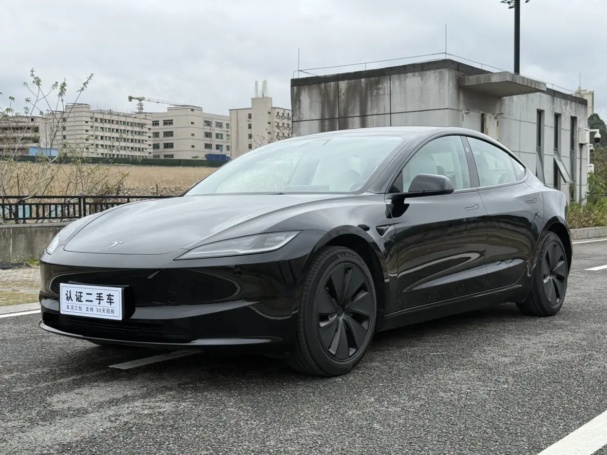 Tesla Model 3  из Китая