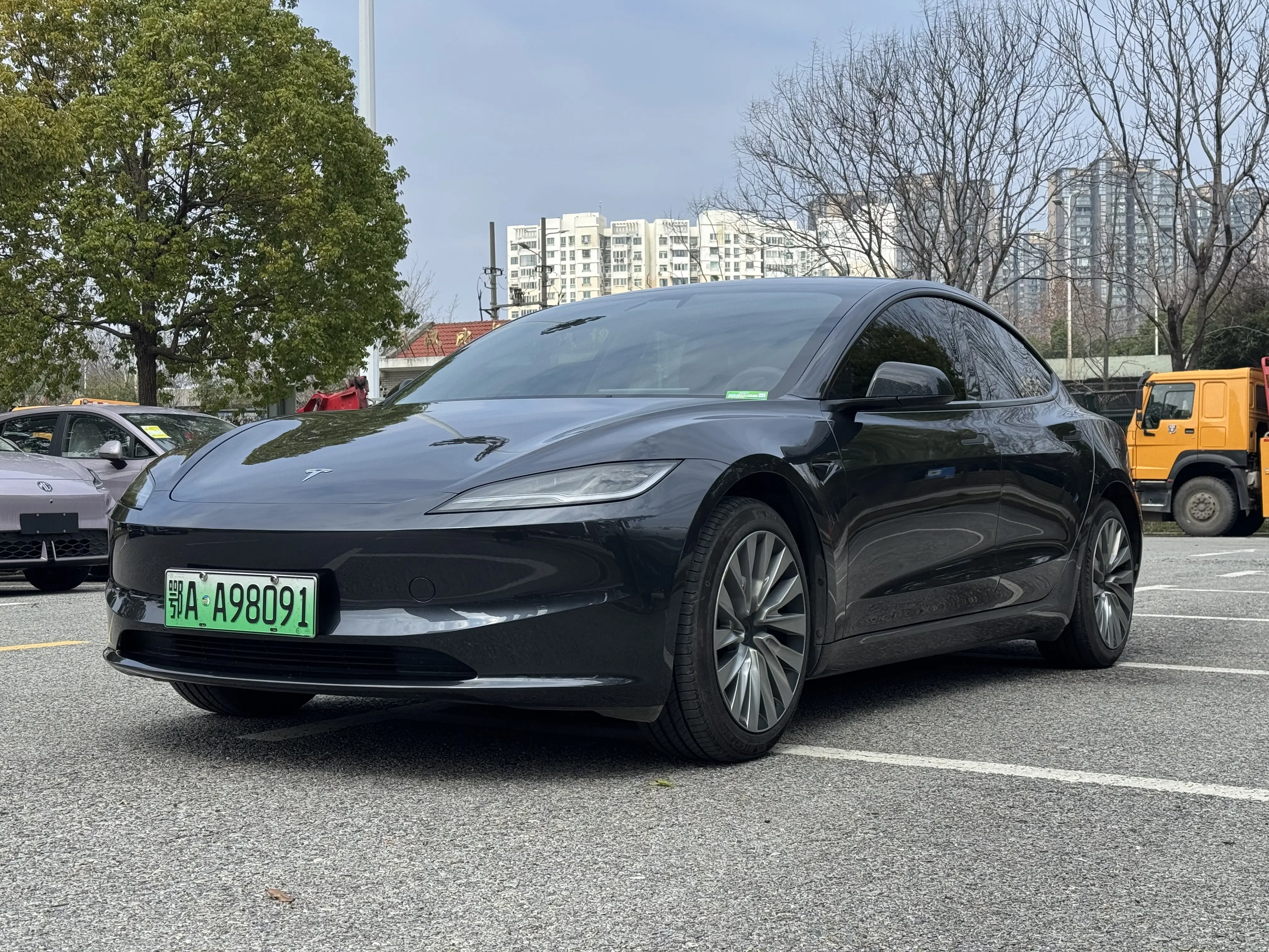 Tesla Model 3  из Китая