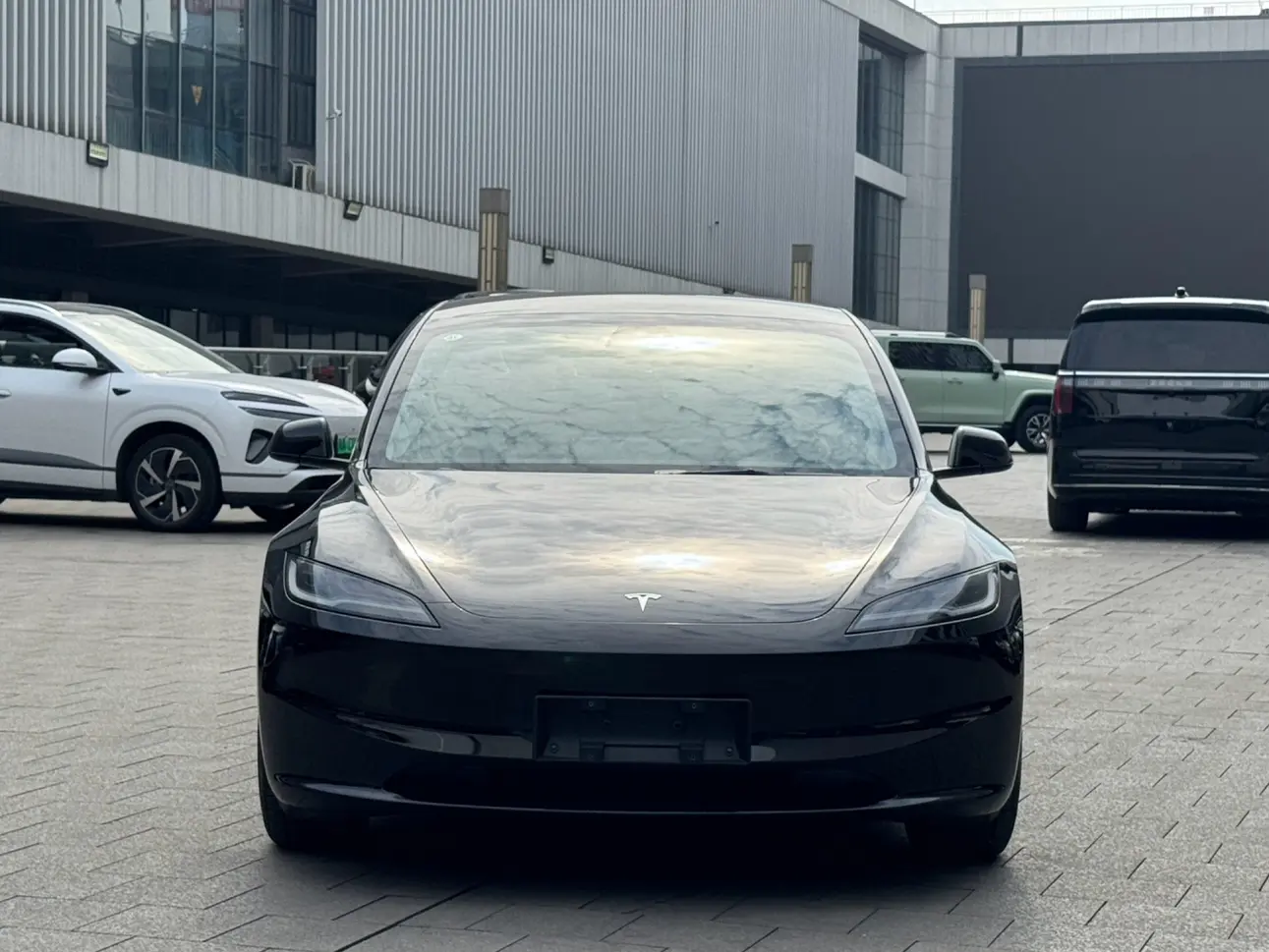 Tesla Model 3  из Китая