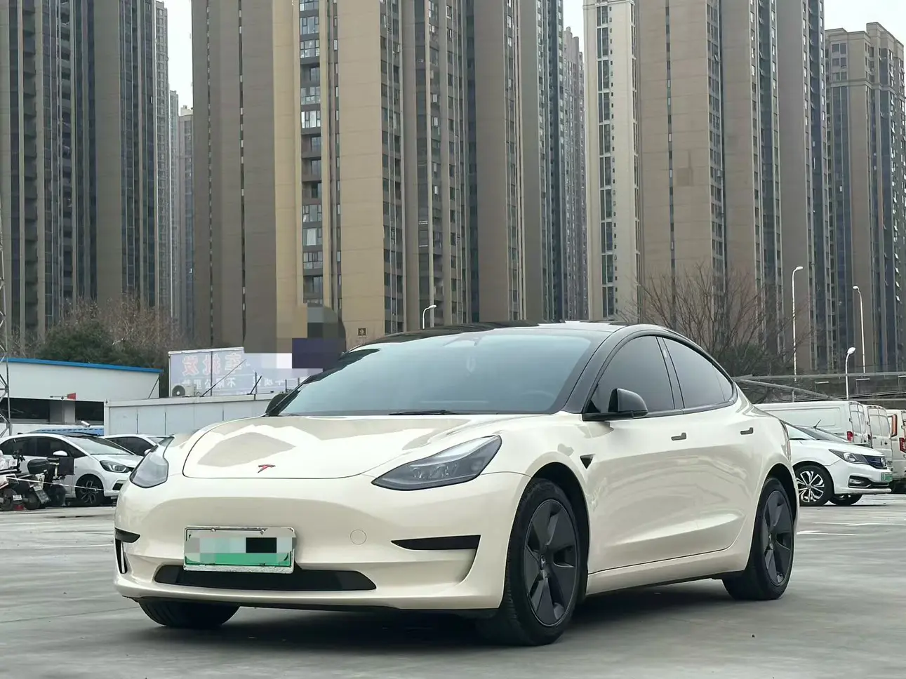 Tesla Model 3  из Китая