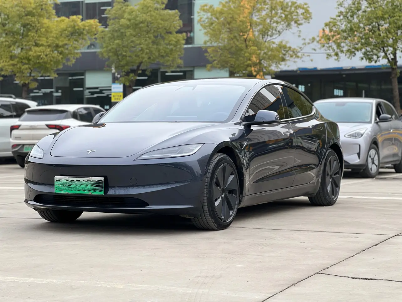 Tesla Model 3  из Китая
