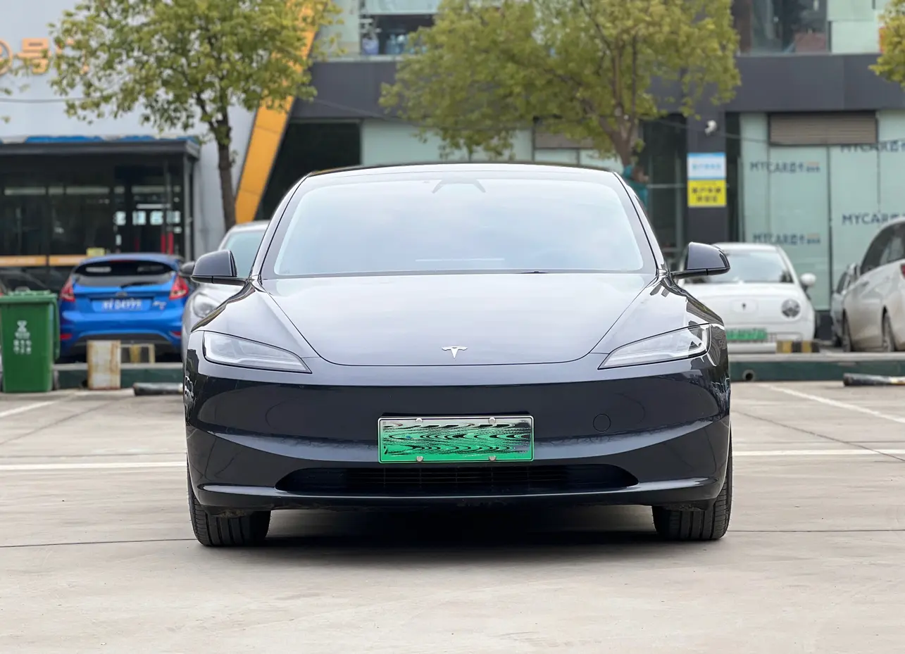 Tesla Model 3  из Китая