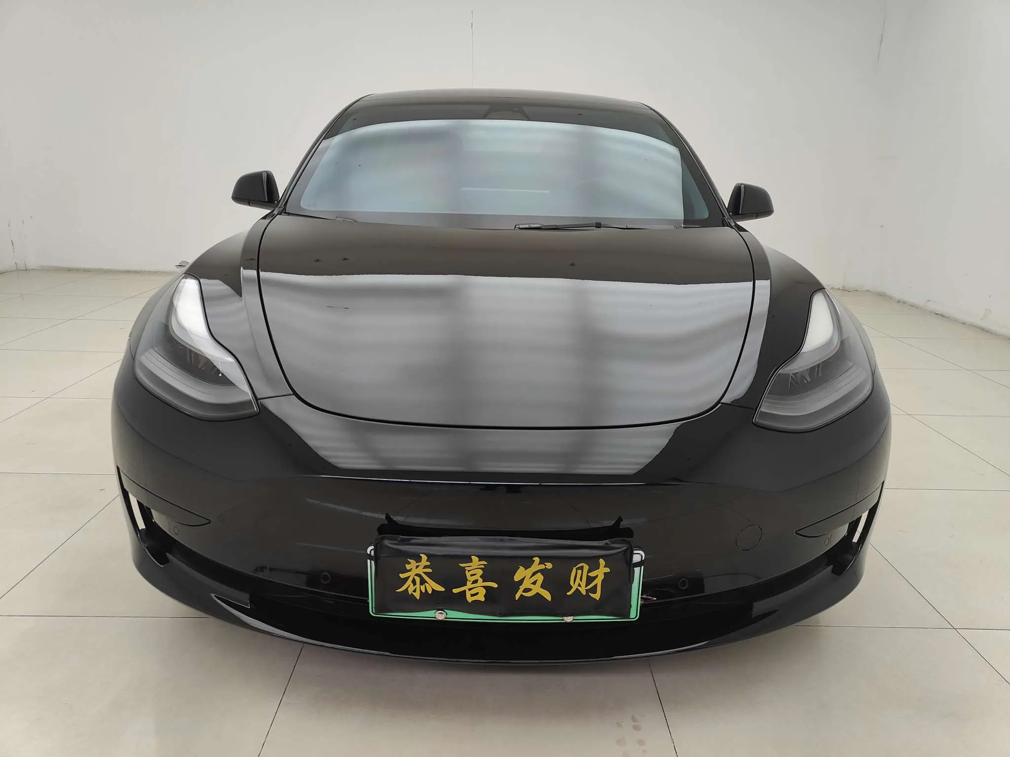 Tesla Model 3  из Китая