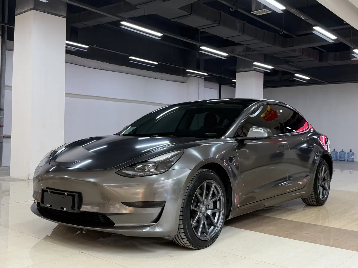 Tesla Model 3  из Китая