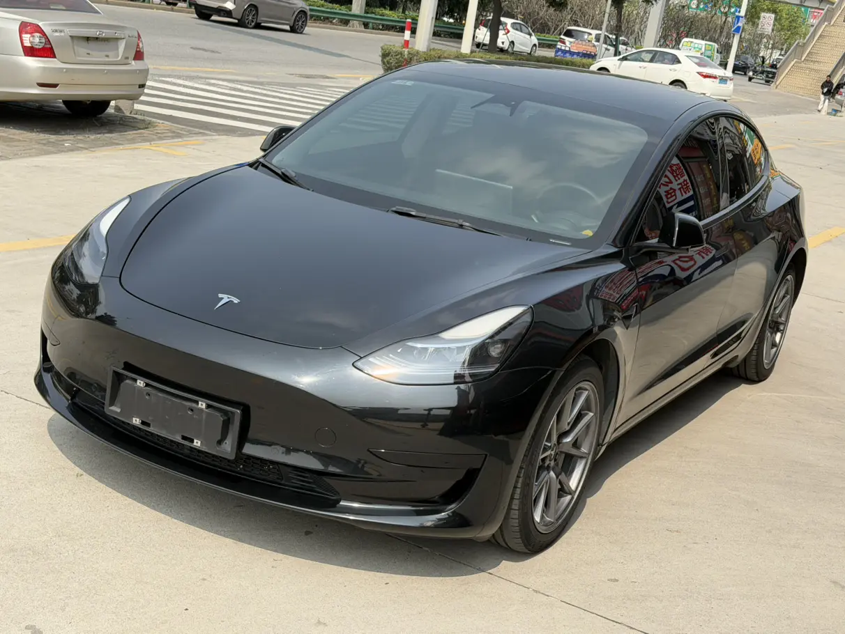 Tesla Model 3  из Китая