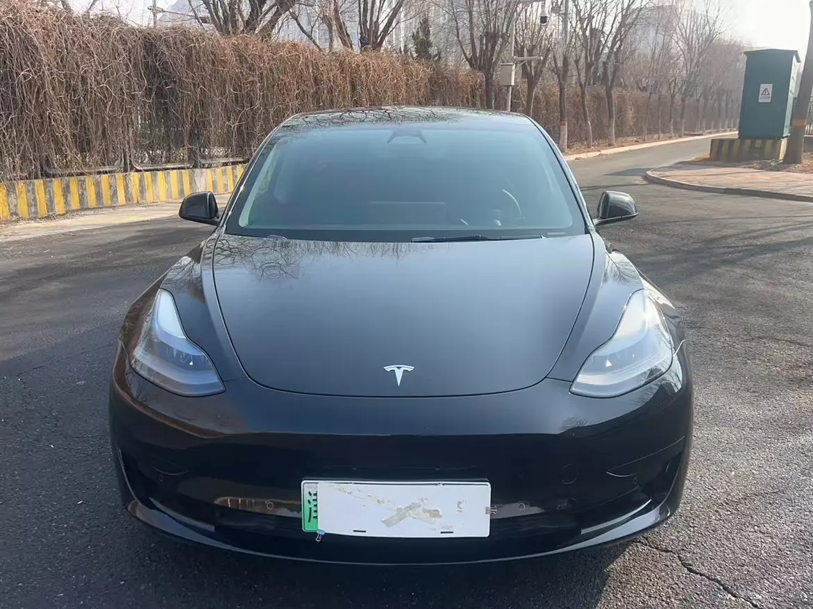 Tesla Model 3  из Китая