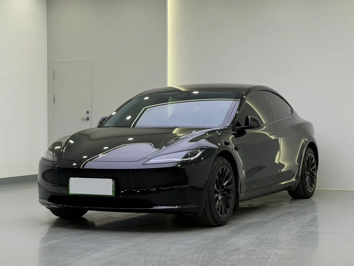 Tesla Model 3  из Китая