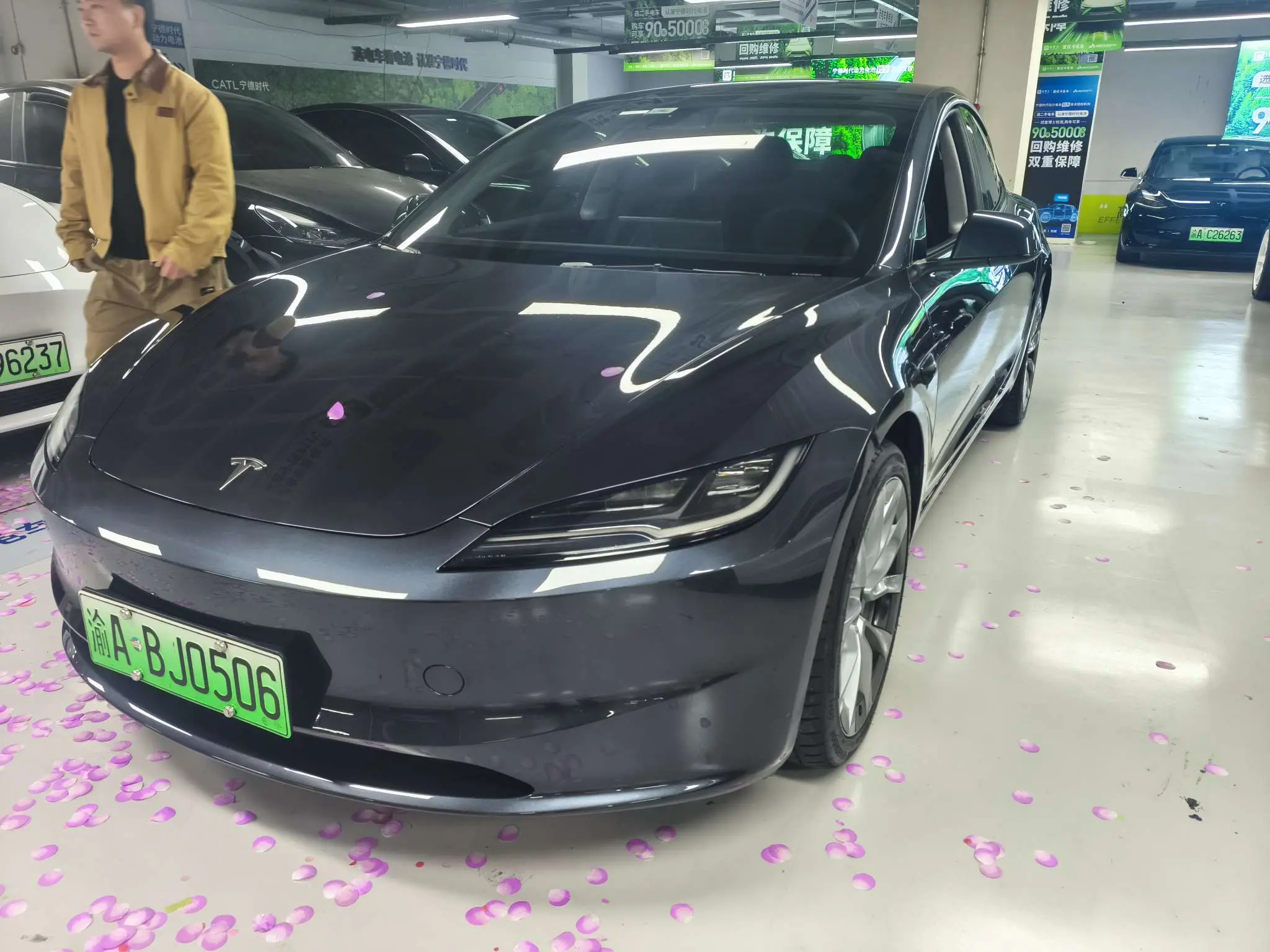 Tesla Model 3  из Китая