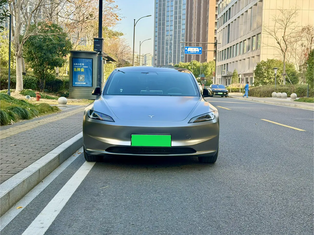 Tesla Model 3  из Китая